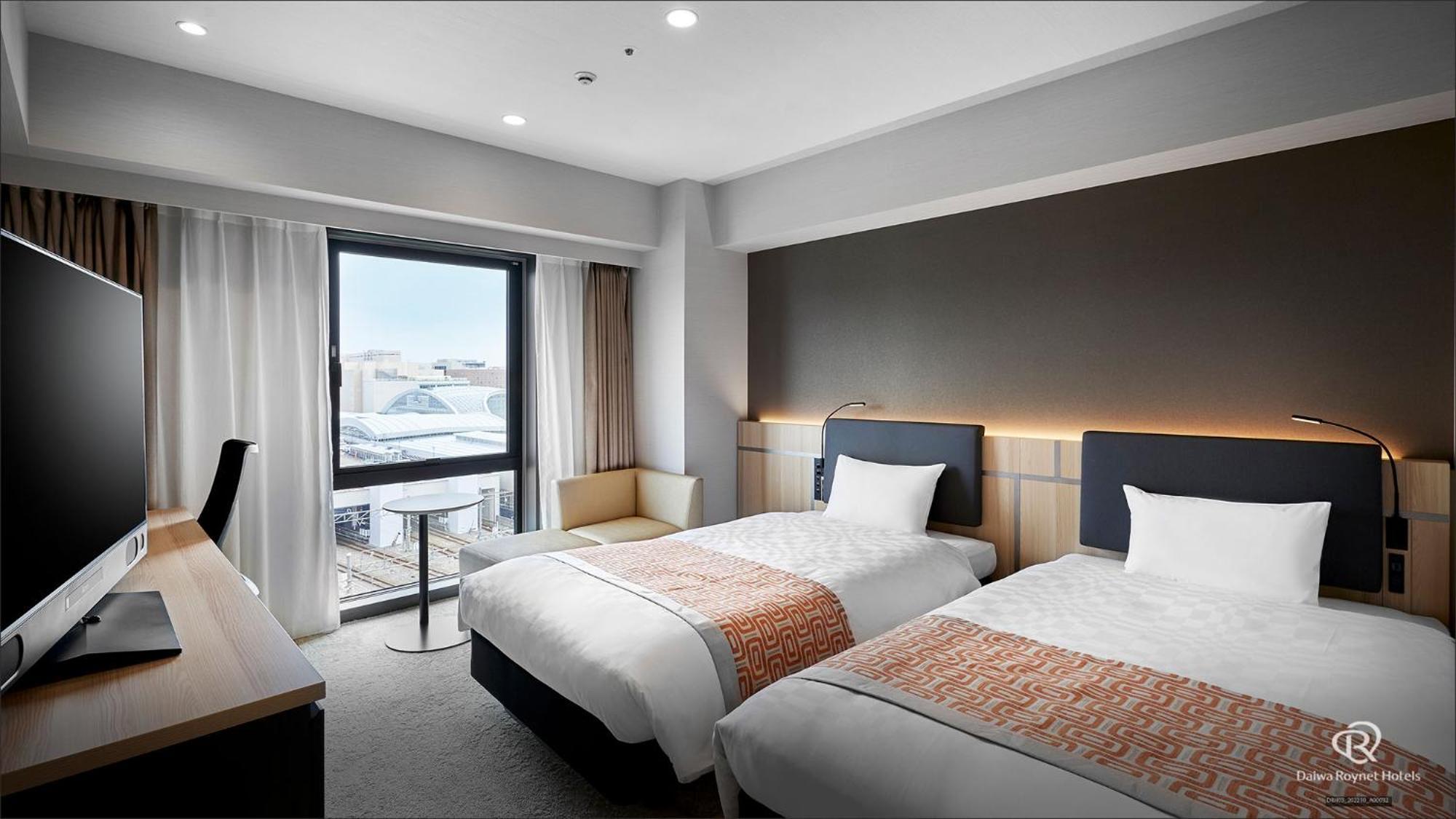 Daiwa Roynet Hotel Kanazawa Eki Nishiguchi Habitación foto